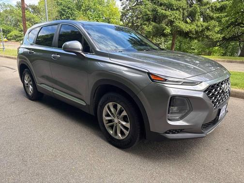Gray 2019 Hyundai SANTA FE SE 2.4