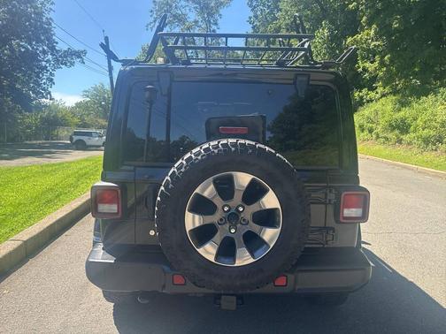 Black 2018 Jeep Wrangler Unlimited Sahara