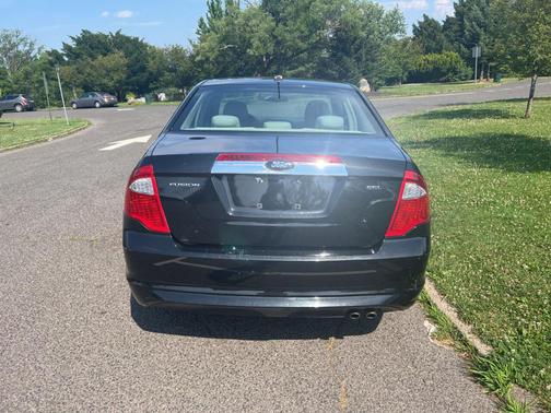 Photo 5 of 32 of 2010 Ford Fusion SEL