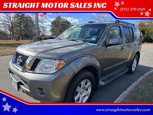 2008 Nissan Pathfinder SE