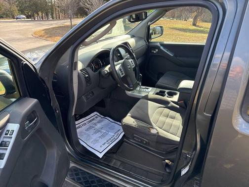 2008 Nissan Pathfinder SE