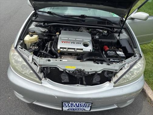 2005 Toyota Camry LE V6
