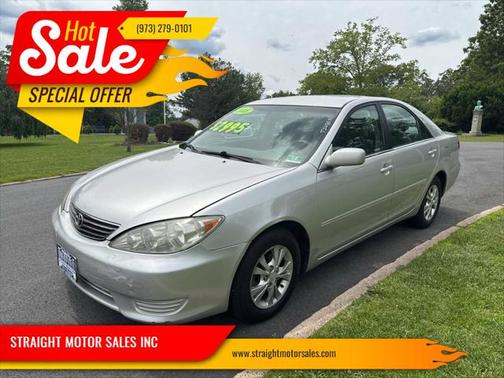 2005 Toyota Camry LE V6