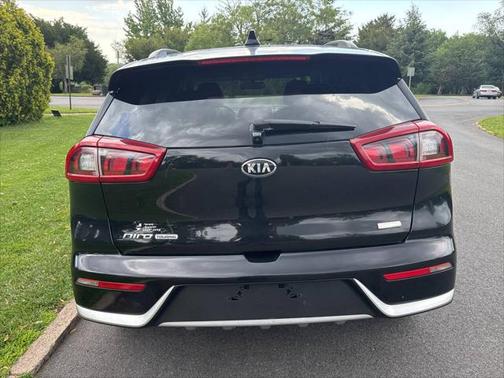 2017 Kia Niro Touring