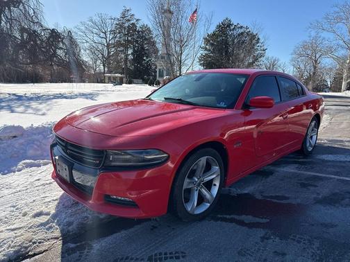 2017 Dodge Charger R/T