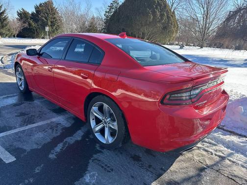 2017 Dodge Charger R/T