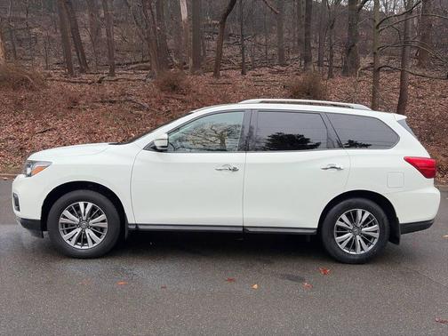 2020 Nissan Pathfinder S 4x4 4dr SUV