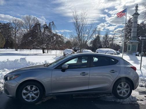 2014 Mazda Mazda3 i Sport