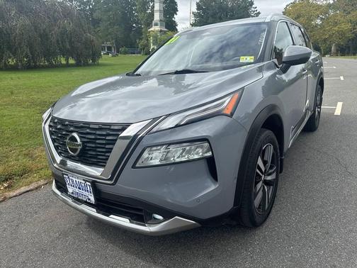 Gray 2021 Nissan Rogue Platinum