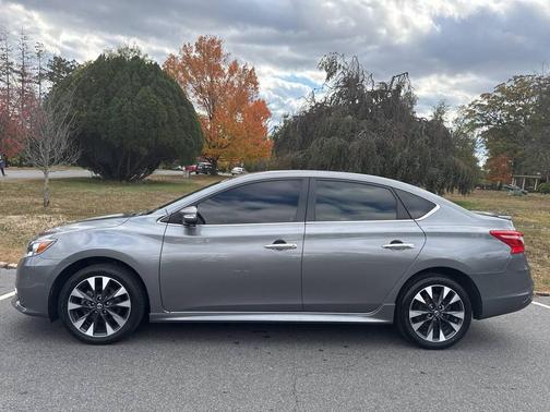 2019 Nissan Sentra SR