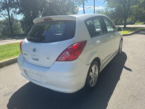 Silver 2017 Hyundai ELANTRA Limited