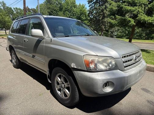 Beige 2007 Toyota Highlander Base