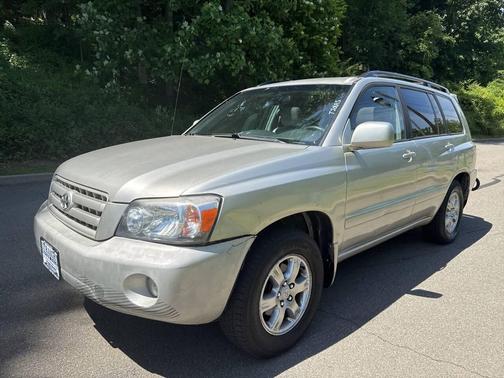Beige 2007 Toyota Highlander Base
