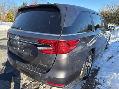 2024 Honda Odyssey Touring 4dr Mini Van