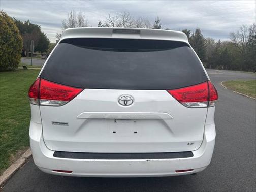 2012 Toyota Sienna LE