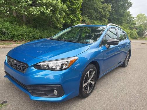 Blue 2022 Subaru Impreza 2.0i Premium