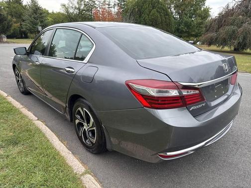 2016 Honda Accord LX 4dr Sedan CVT