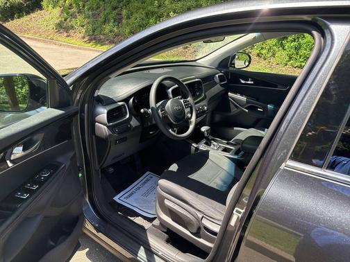 Black 2020 Kia Sorento LX