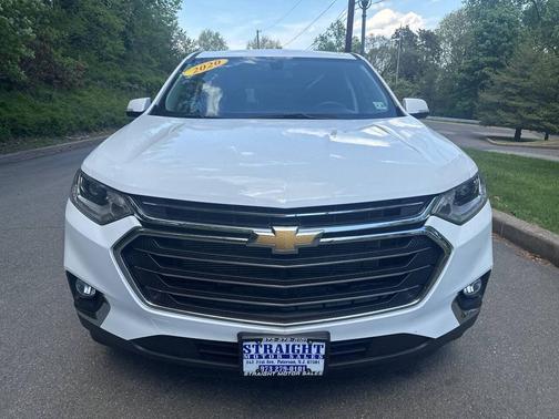 White 2020 Chevrolet Traverse LT Cloth