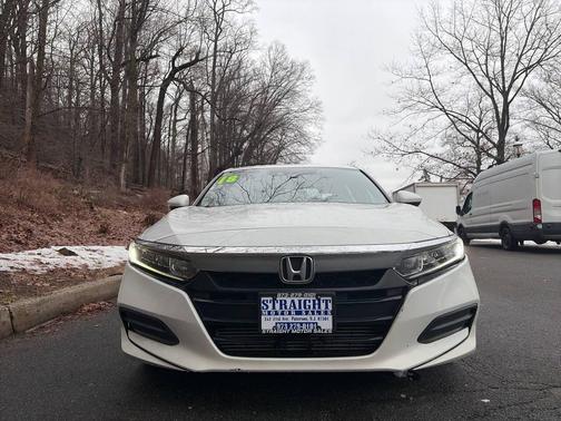 2018 Honda Accord LX 4dr Sedan