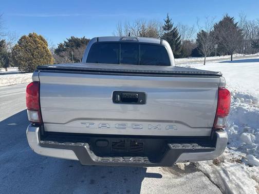 2018 Toyota Tacoma SR