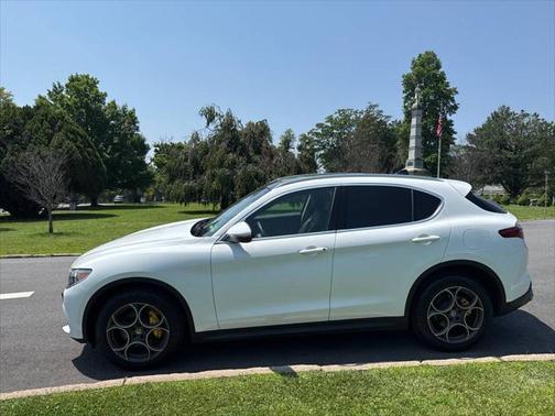 2018 Alfa Romeo Stelvio Ti