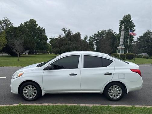 2014 Nissan Versa 1.6 S