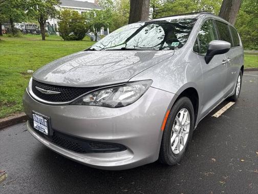 2021 Chrysler Voyager LXI
