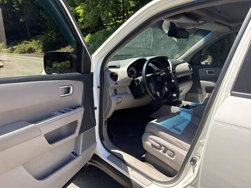 White 2013 Honda Pilot EX-L