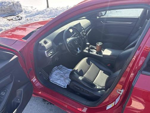 2018 Honda Accord Sport 4dr Sedan (1.5T I4 CVT)