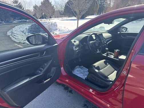 2018 Honda Accord Sport 4dr Sedan (1.5T I4 CVT)