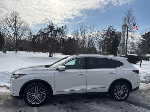 2023 Acura MDX SH AWD w/Advance 4dr SUV Package