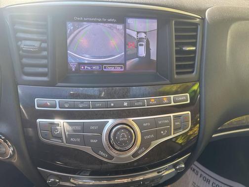 White 2015 INFINITI QX60 Base