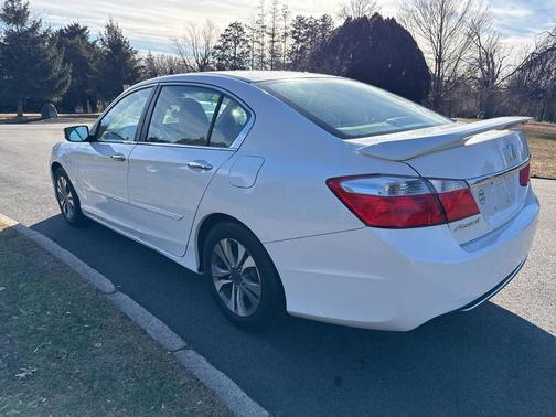 2013 Honda Accord LX 4dr Sedan CVT