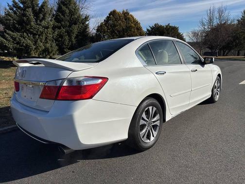 2013 Honda Accord LX 4dr Sedan CVT