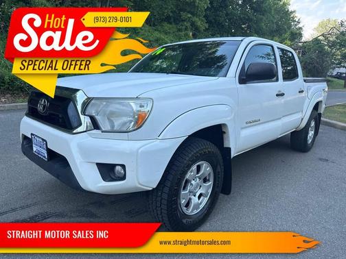 White 2014 Toyota Tacoma Base