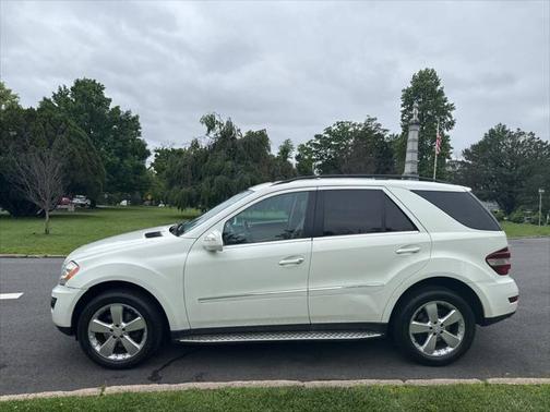 2010 Mercedes-Benz M-Class ML 350 4MATIC AWD 4dr SUV
