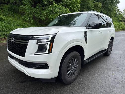Aspen White Tricoat 2025 Nissan Armada SV 4WD