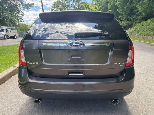 Gray 2011 Ford Edge Limited