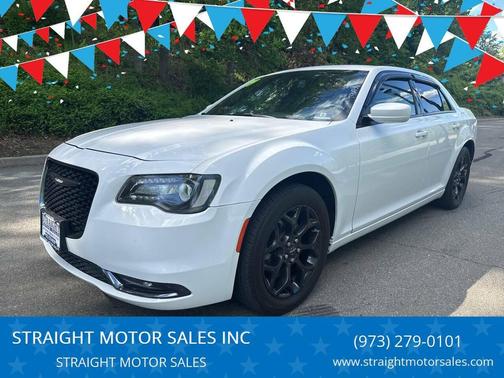White 2019 Chrysler 300 S