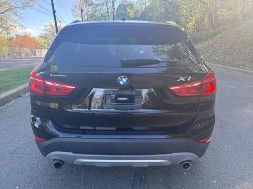 Black 2018 BMW X1 xDrive28i