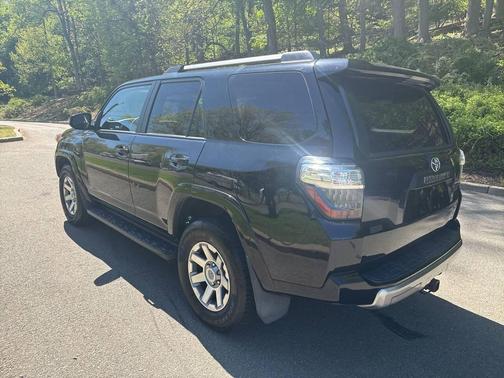 Black 2015 Toyota 4Runner Trail