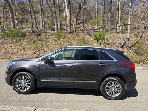 Gray 2017 Cadillac XT5 Luxury