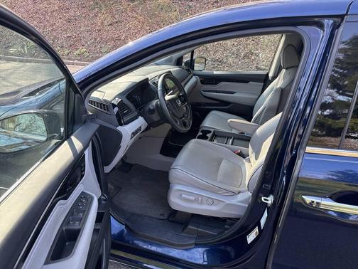 2023 Honda Odyssey Elite 4dr Mini Van