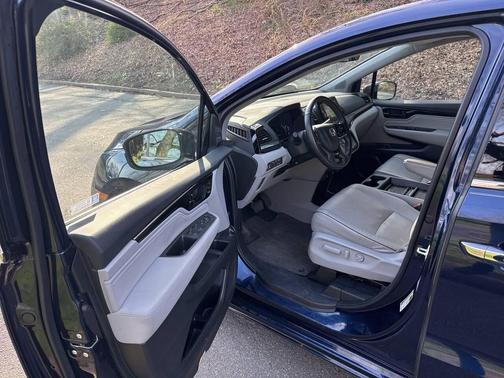 2023 Honda Odyssey Elite 4dr Mini Van