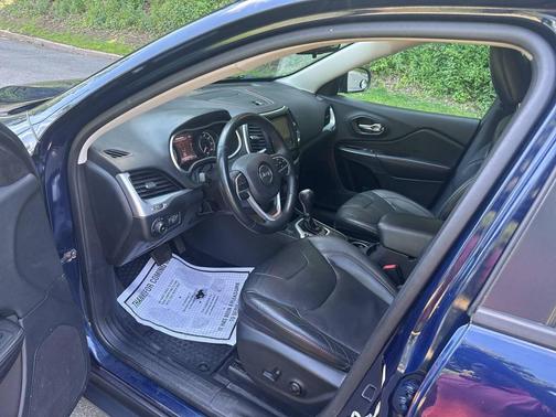 Blue 2014 Jeep Cherokee Trailhawk
