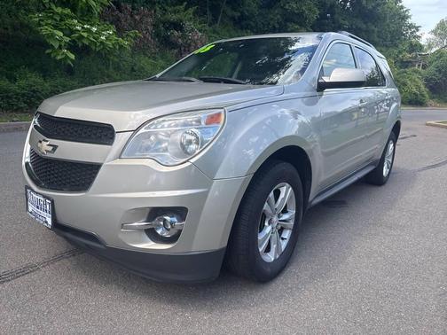 Beige 2013 Chevrolet Equinox 2LT