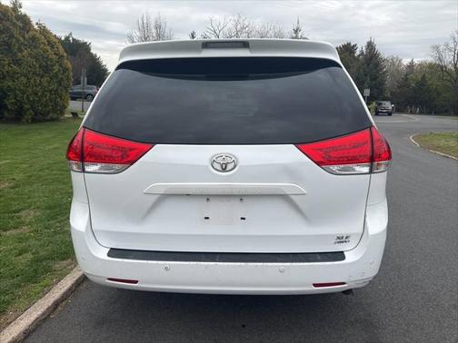 2013 Toyota Sienna XLE