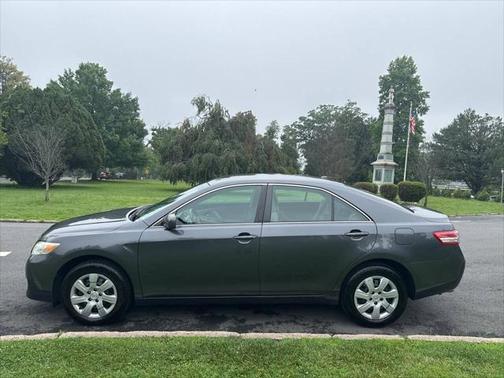 2010 Toyota Camry LE
