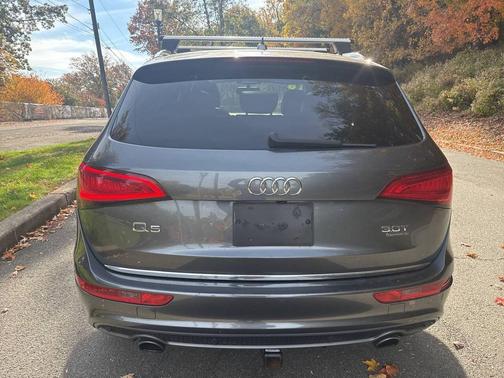 Gray 2016 Audi Q5 3.0T Premium Plus